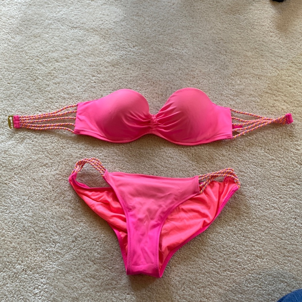 Victoria’s secret bikini